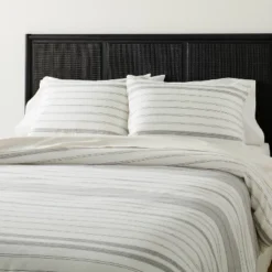 Alternating Pinstripe Duvet & Sham Set Gray/Cream - Hearth & Hand™ With Magnolia -Hearth & Hand With Magnolia GUEST 99ea9eaa a4ca 48b7 8e04 56feb59ec9f6 1